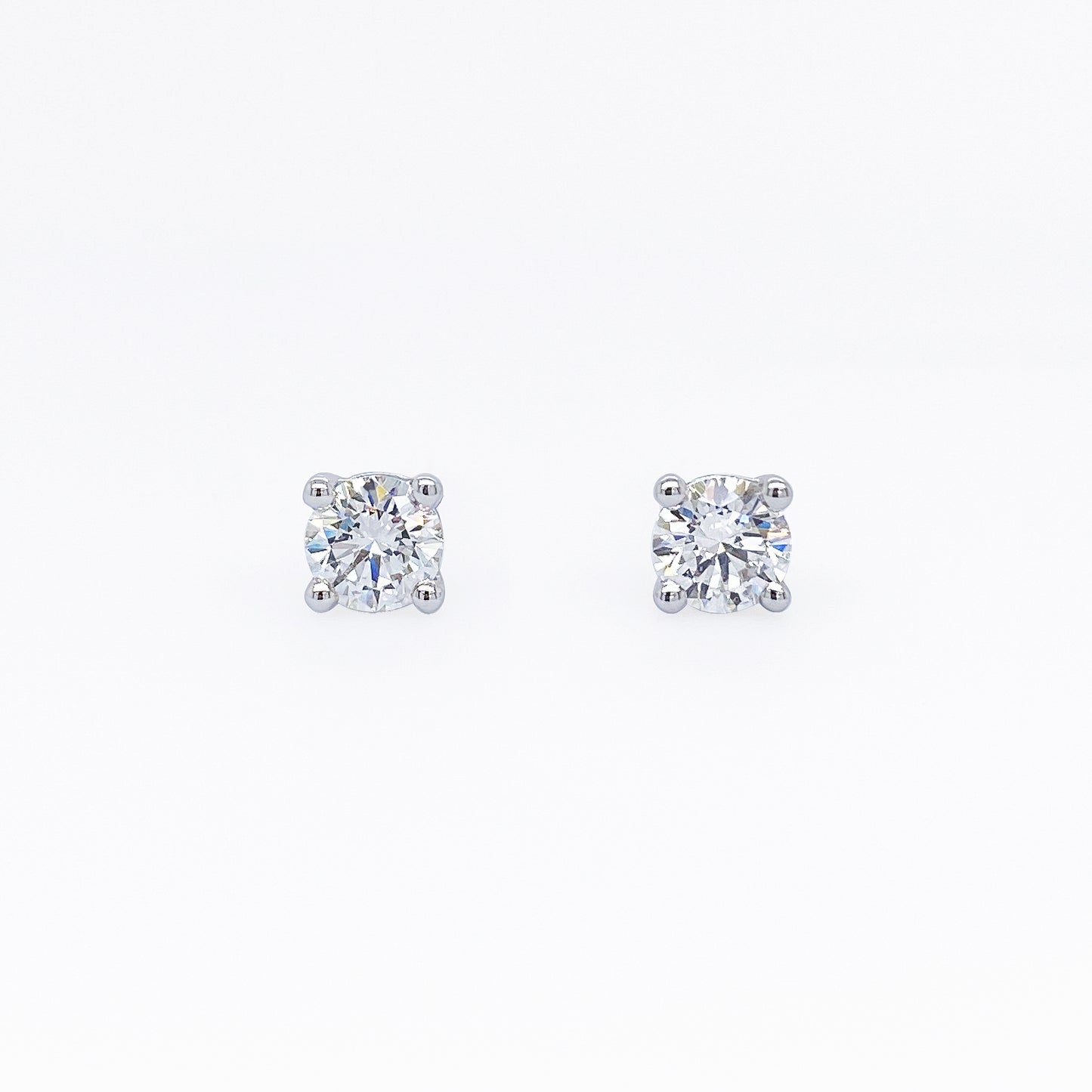 GIA Certified Diamond Stud Earring 0.60ct (0.30ct each) #361