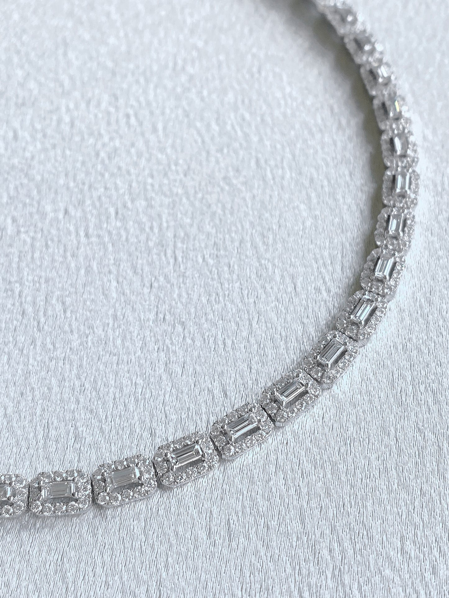 Natural Diamond Luxury Statement Necklace in 18K White Gold #294