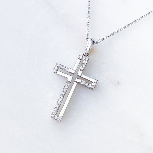 Diamond Cross Pendant in 18K White Gold #25