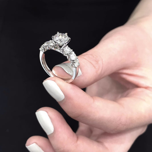 18KW Diamond Ring #198